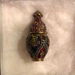 Vintage Judith Lieber pill holder.